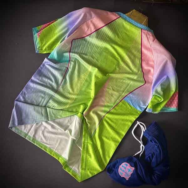 کیت کانسپت صورتی سبز بارسلونا — تصویر ۵