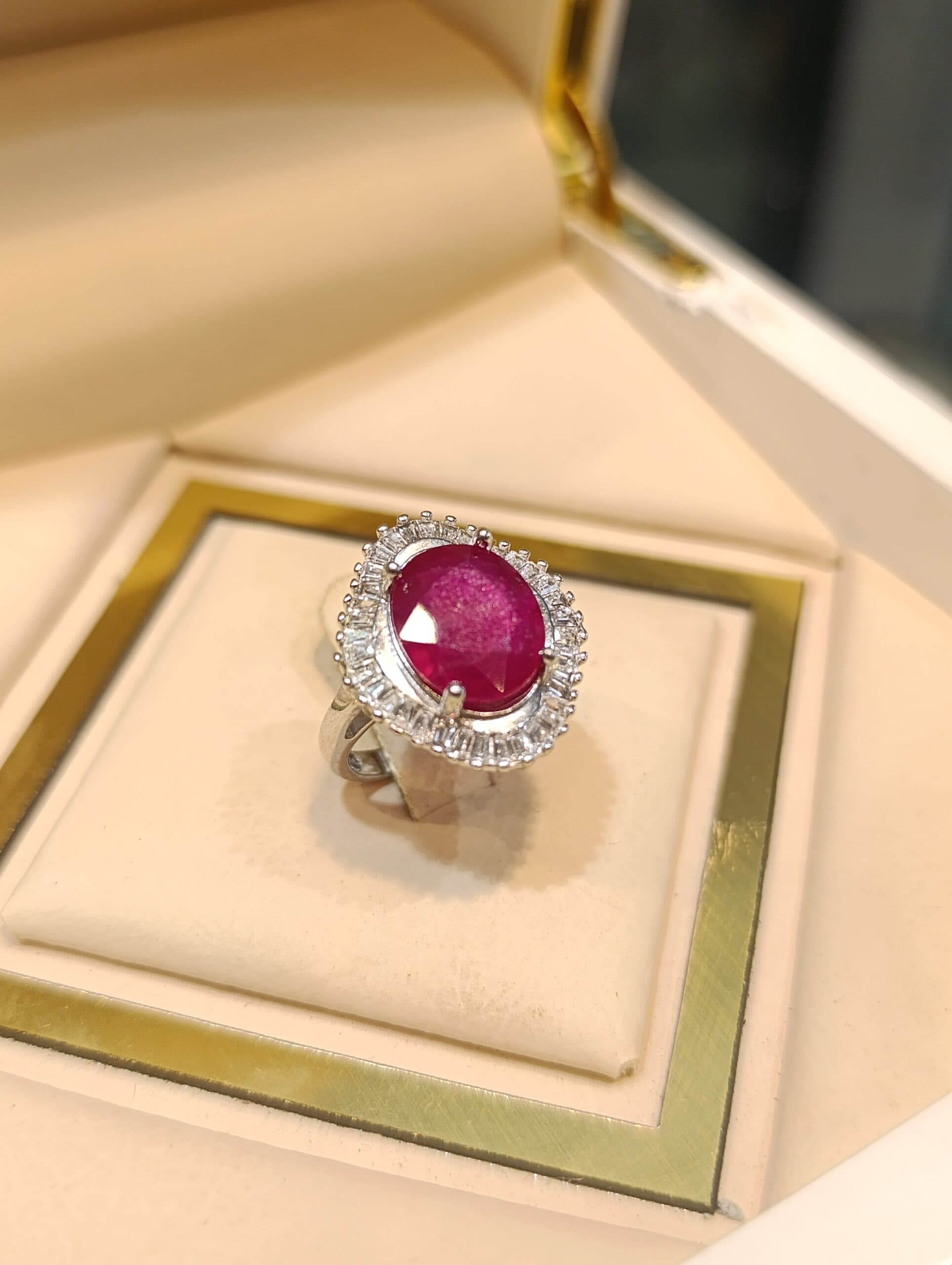 انگشتر نقره زنانه نگین یاقوت قرمز- کدsr1371