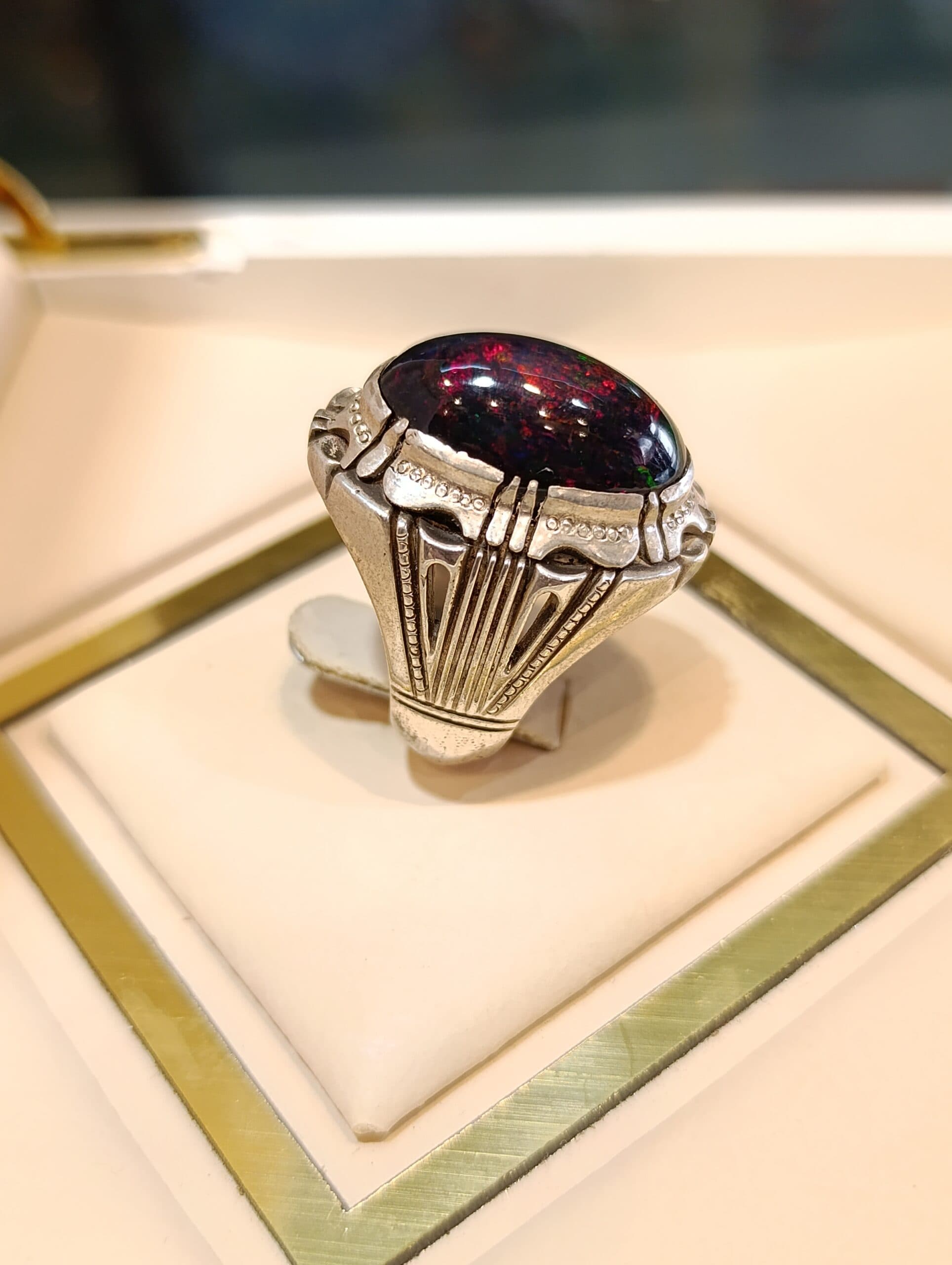 انگشتر نقره دستساز مردانه نگین اپال کلکسیونی – کدR1366 — تصویر ۴
