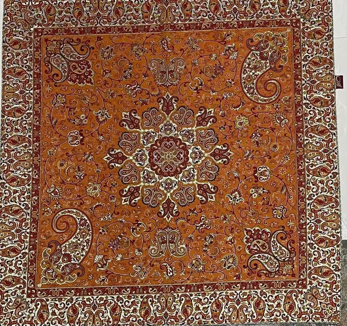 رومیزی ترمه طرح بهار ابریشمی پرتقالی