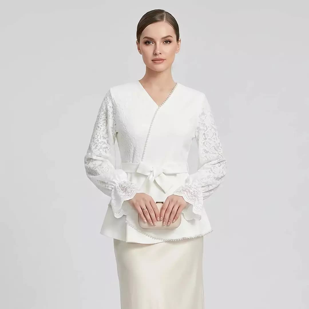 شومیز مجلسی گیپور سفید زنانه مدل 44972