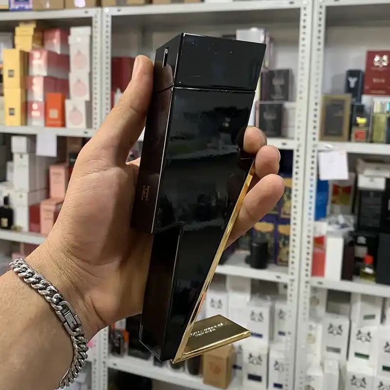 عطر ادکلن کارولینا هررا بد بوی | Carolina Herrera Bad Boy — تصویر ۲