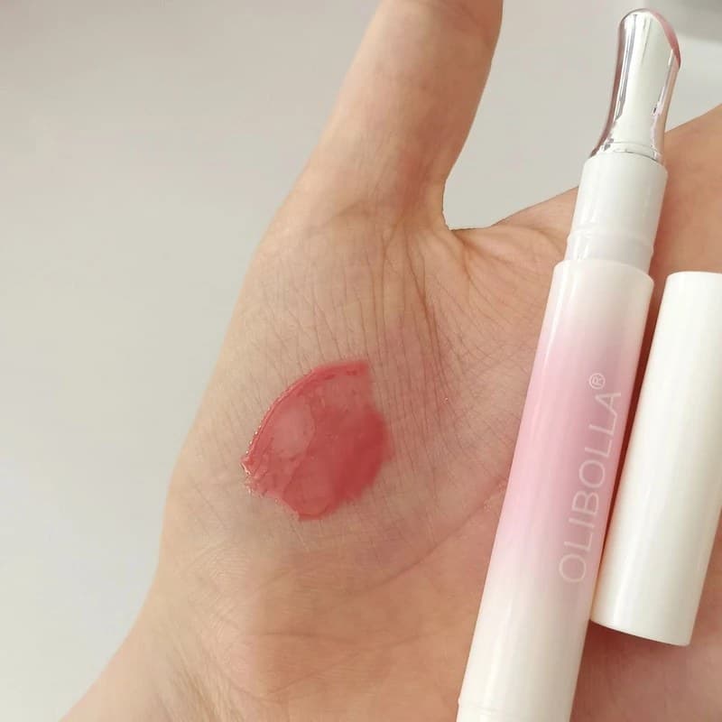 رژلب مایع اولیبولا مدل plumper شماره 01 — تصویر ۴