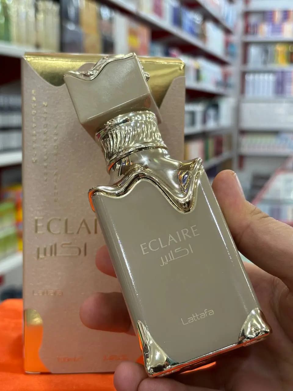 ادکلن زنانه اکلایر لطافه