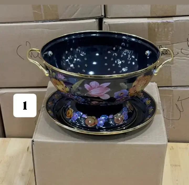 ست آبکش و سینی طرح گل — تصویر ۴
