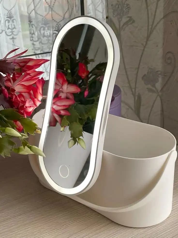 کیف آرایشی قابل حمل 3 کاره با آینه LED — تصویر ۲