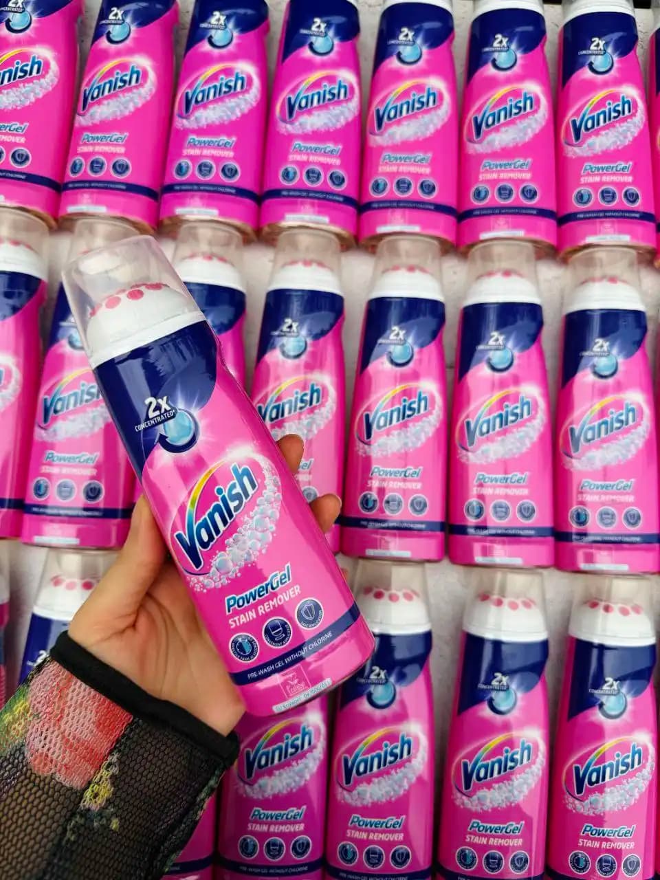 ژل لکه‌بر ونیش Vanish PowerGel — تصویر ۶