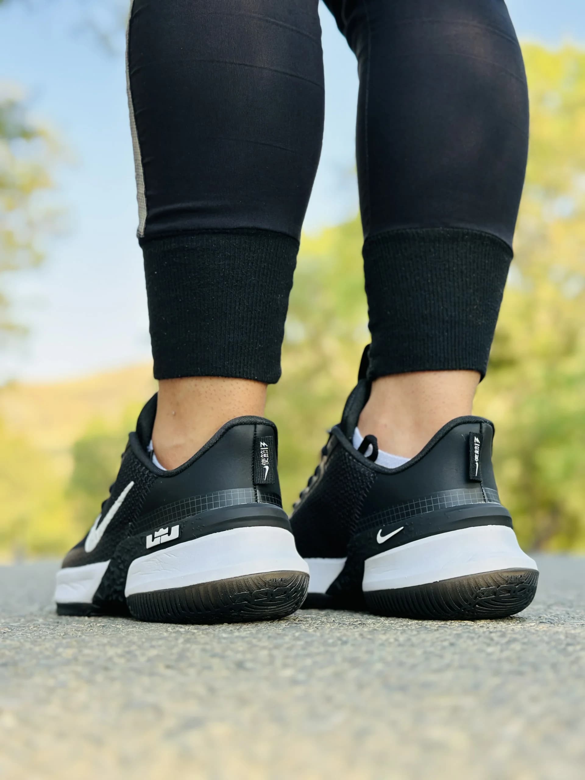 کفش نایک بسکتبالی مدل LeBron Ambassador 13 مشکی — تصویر ۷