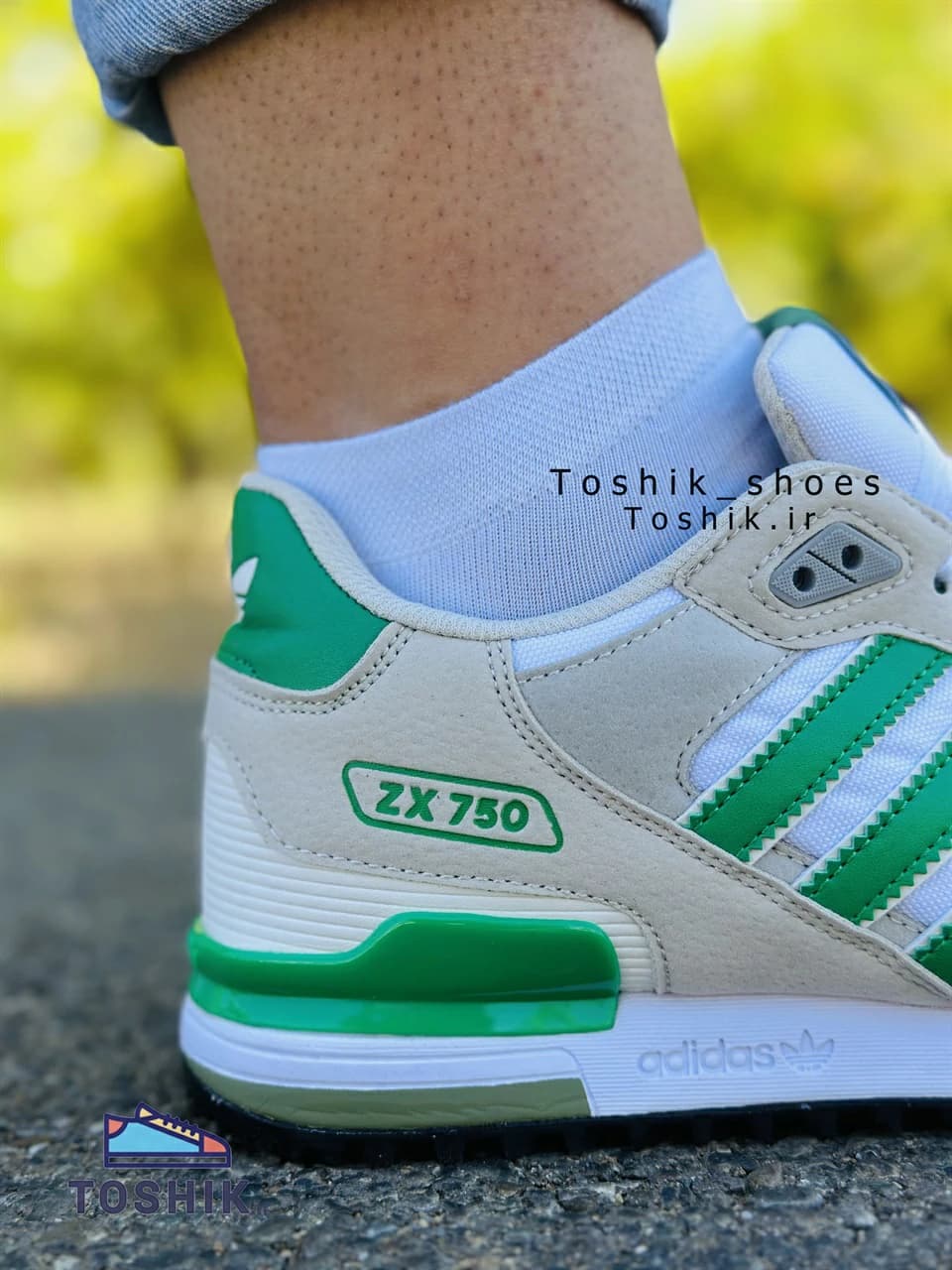 کفش آدیداس zx 750 رنگ طوسی — تصویر ۶