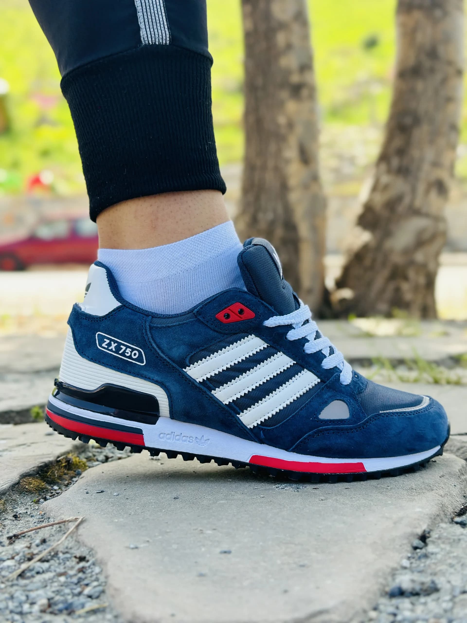 کفش آدیداس zx 750 ساخت ویتنام