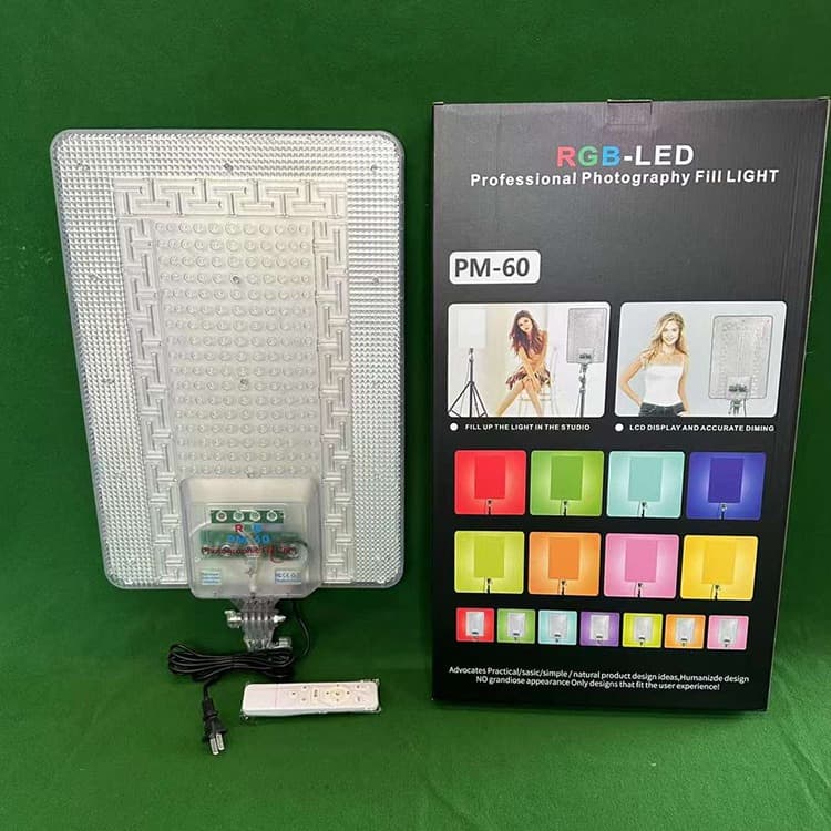 نور ثابت ال ای دی PM-60 RGB — تصویر ۳