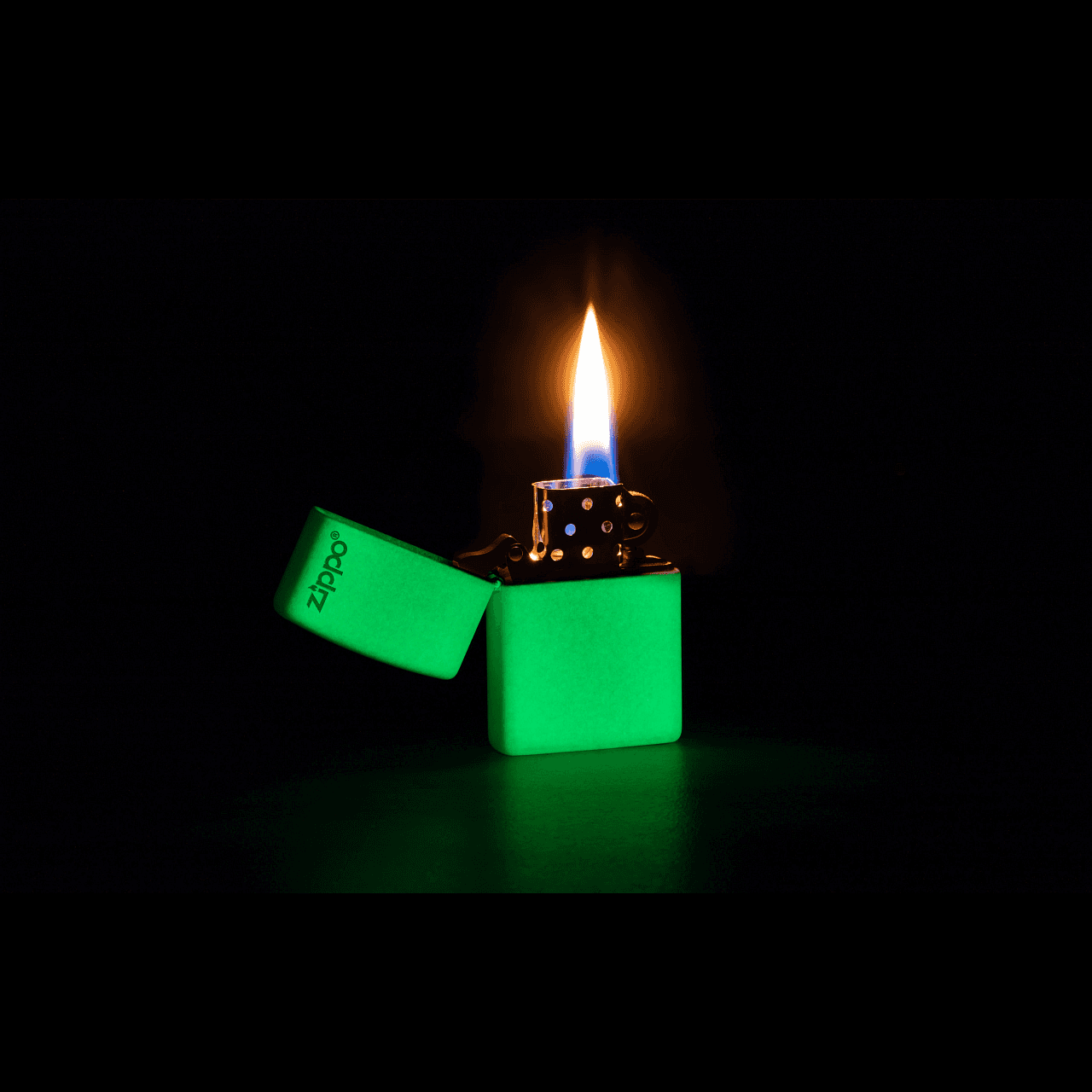 فندک زیپو مدل 49193ZL glow in the dark zippo logo — تصویر ۶