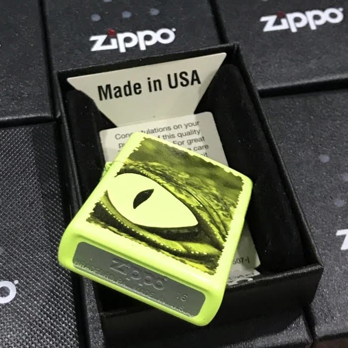فندک زیپو مدل Zippo 29414 Alligator Green Eye — تصویر ۳