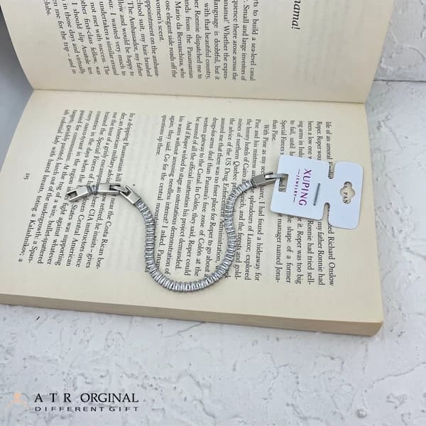 دستبند زنانه ژوپینگ مدل تنیسی جواهری کد 25 — تصویر ۲