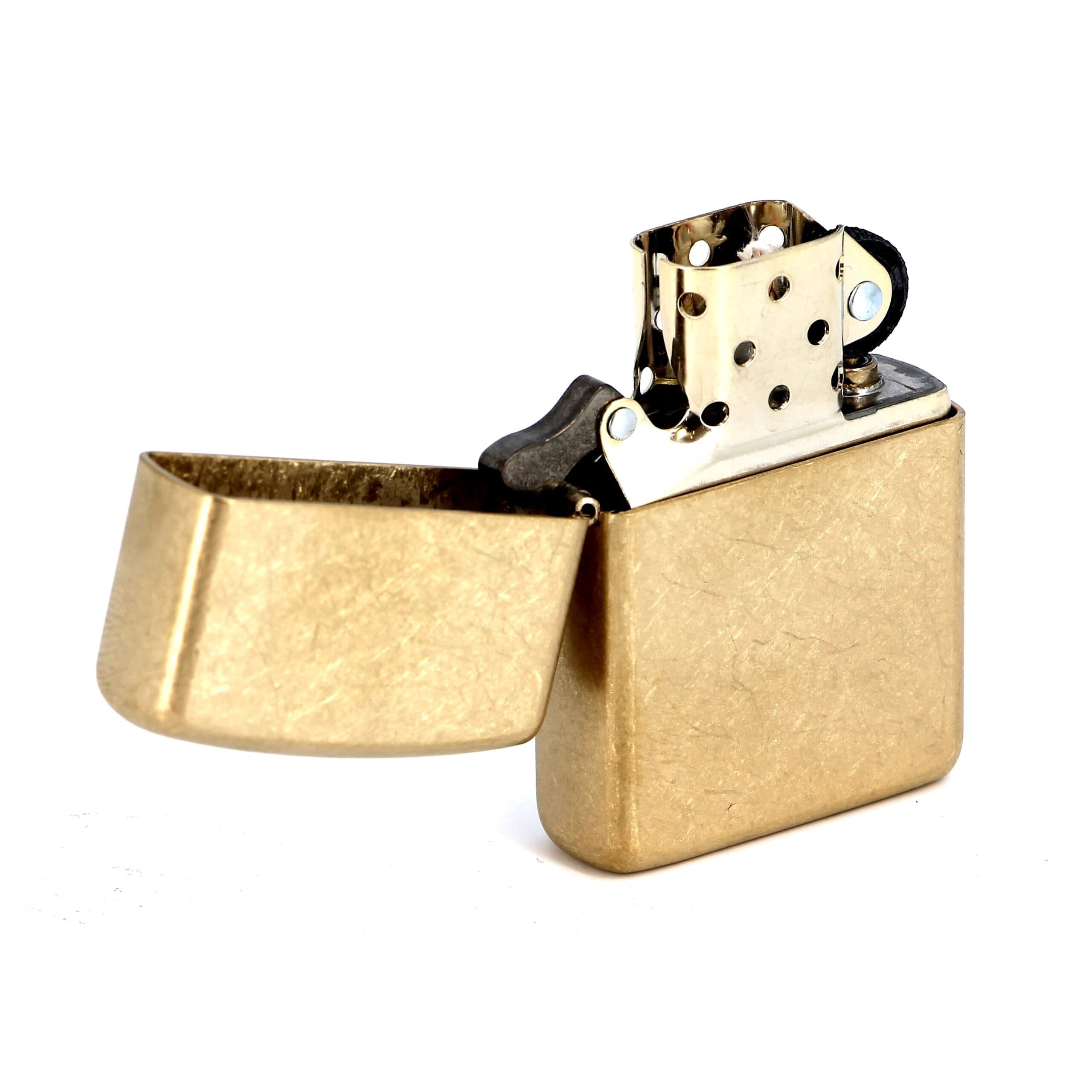 فندک زیپو مدل Zippo 28496 Tumbled Brass — تصویر ۲