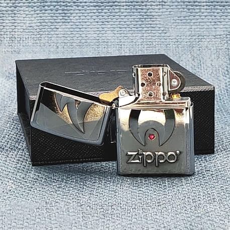 فندک زیپو مدل Zippo 2004294 Diamond Flame LTD — تصویر ۲