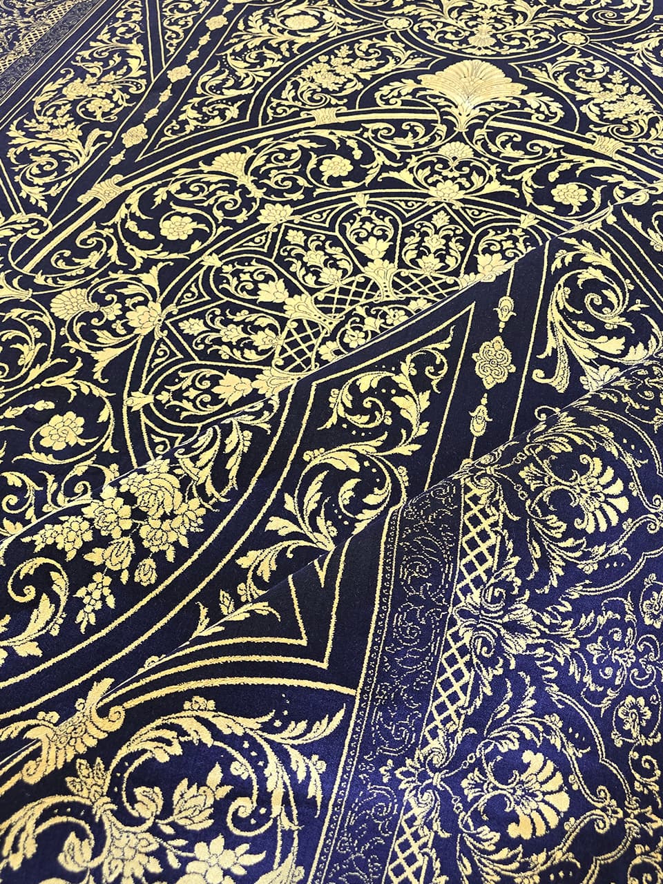فرش ماشینی طلاکوب طرح حریر کد 12891 سرمه ای — تصویر ۲