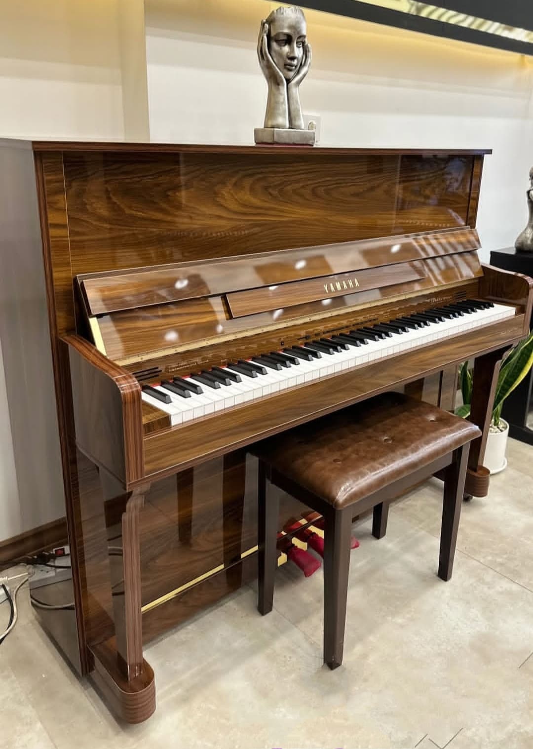 پیانو دیجیتال یاماها YAMAHA P-145BTB طرح آکوستیک — تصویر ۵