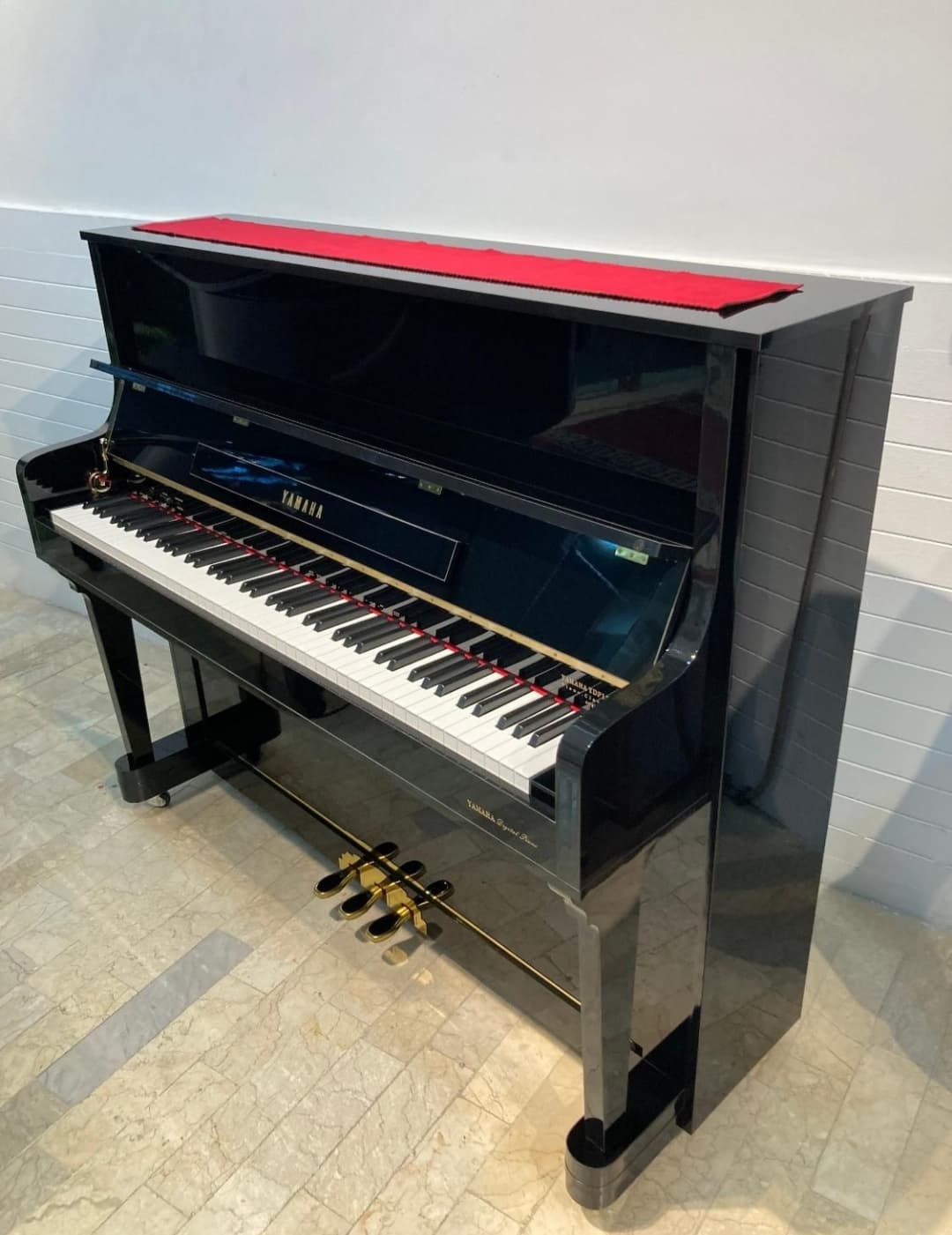 پیانو طرح آکوستیک YAMAHA P225 — تصویر ۹