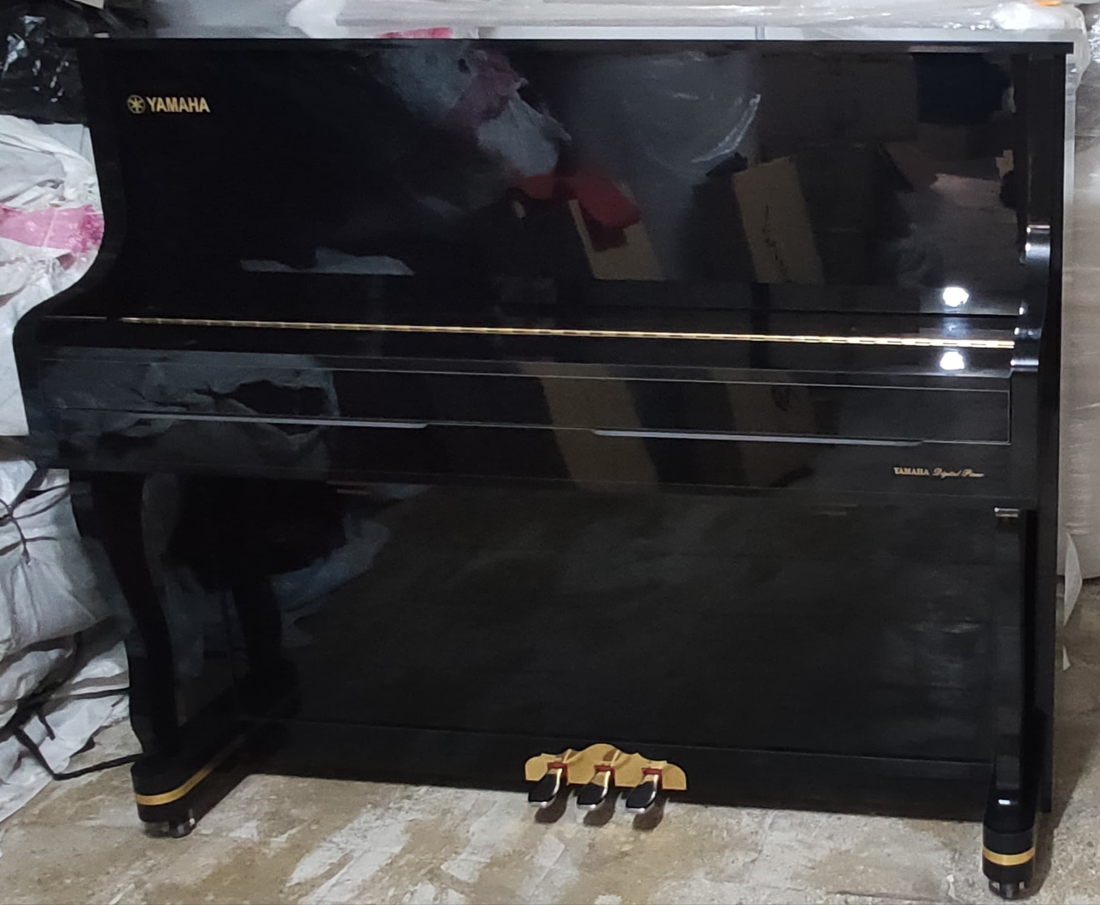 پیانو طرح آکوستیک یاماها p125 — تصویر ۵