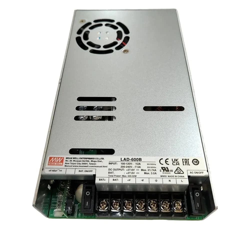 منبع تغذیه بدون وقفه LAD-600B — تصویر ۲