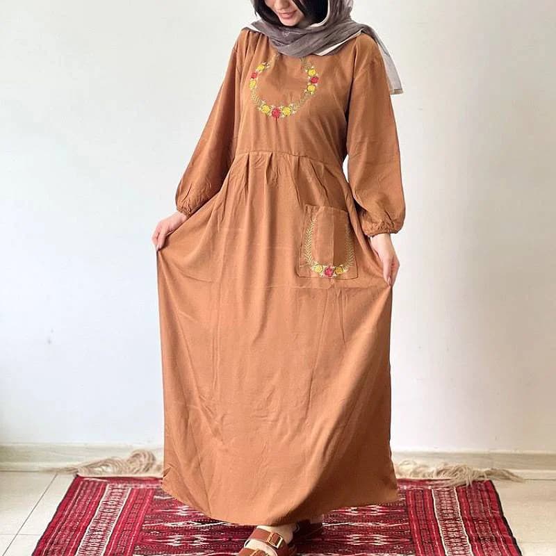 ساحلی ماکسی نخی گلدوزی شده زنانه طرح انار/کد29502 — تصویر ۳