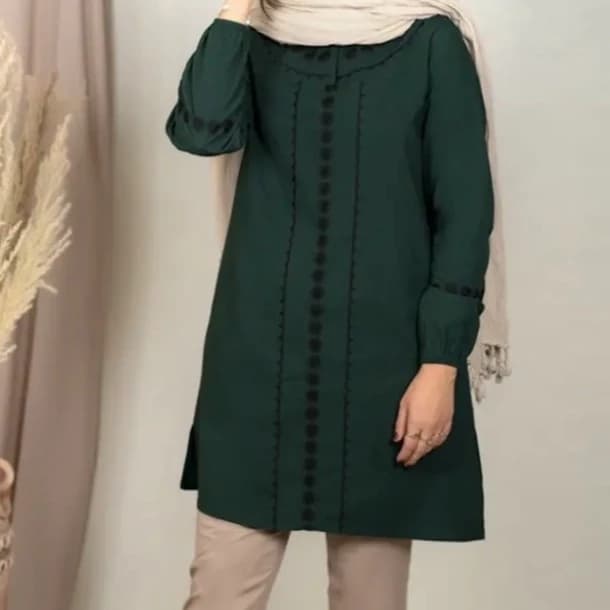 مانتو جلو بسته زنانه تابستانی گلدوزی شده میخک