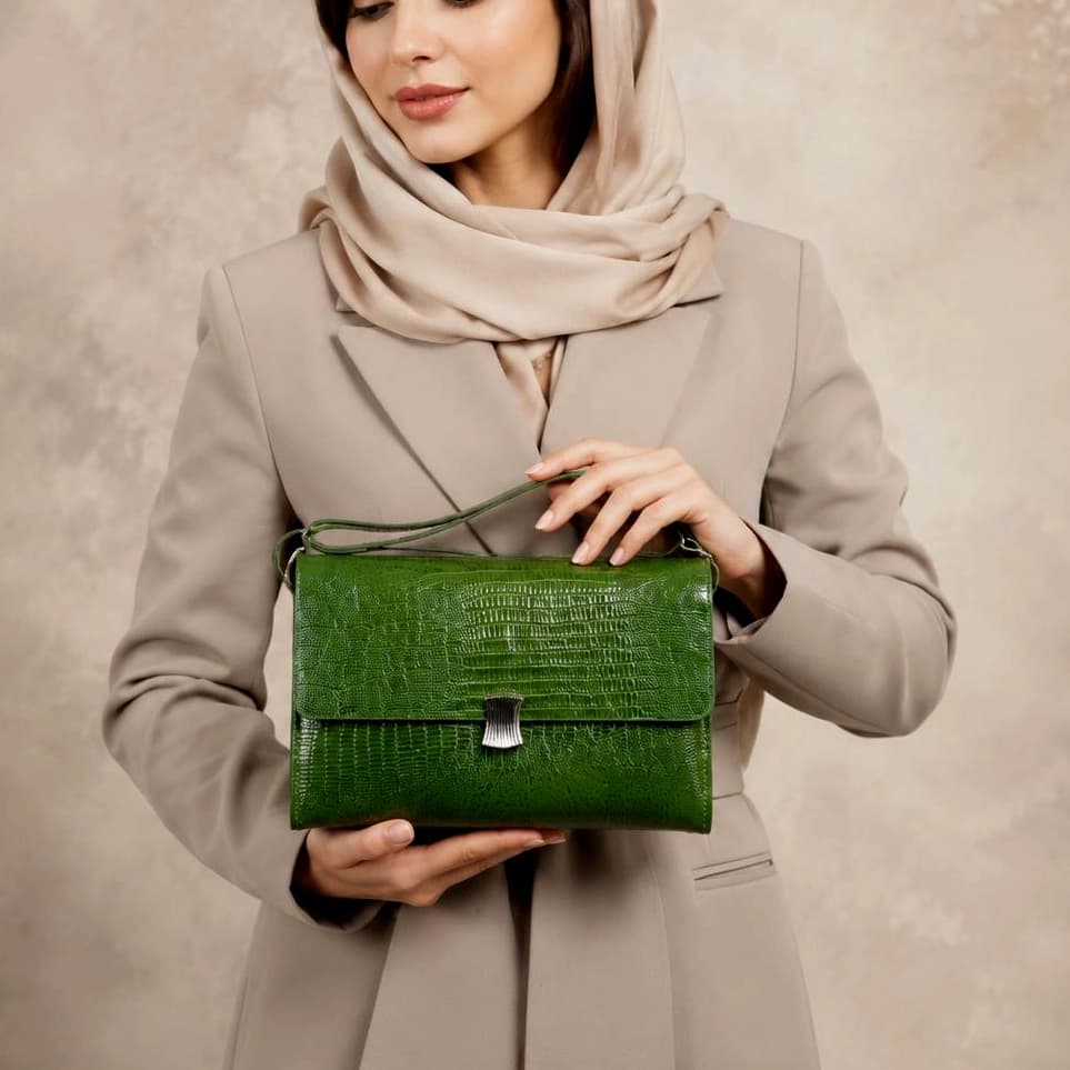 کیف زنانه چرمی مدل پروانه