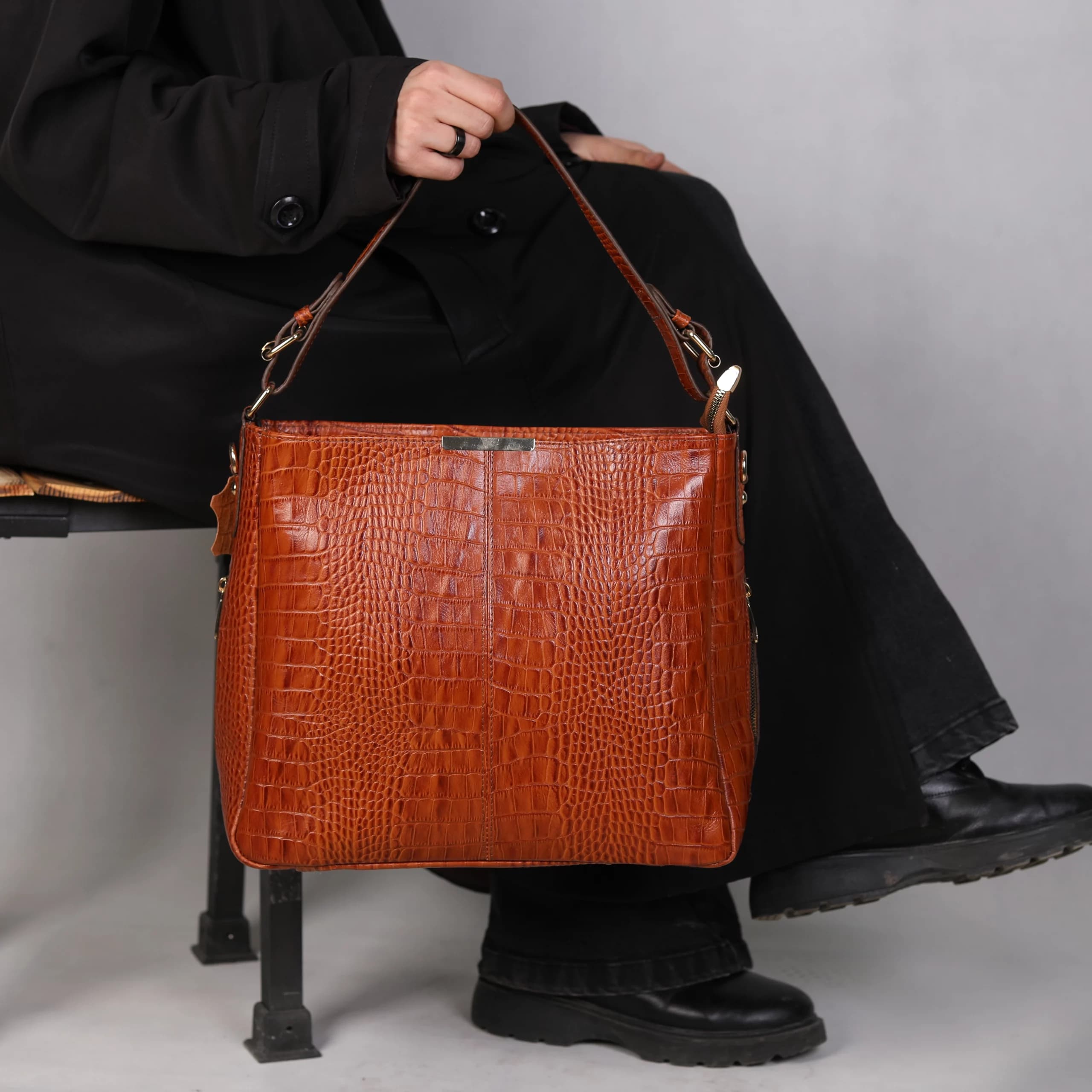 کیف چرم زنانه مدل روژا — تصویر ۷