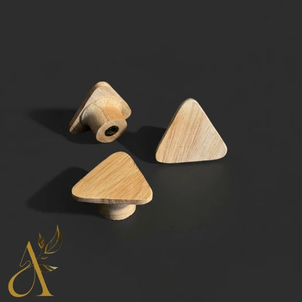 دستگیره چوبی مثلثی کد D113