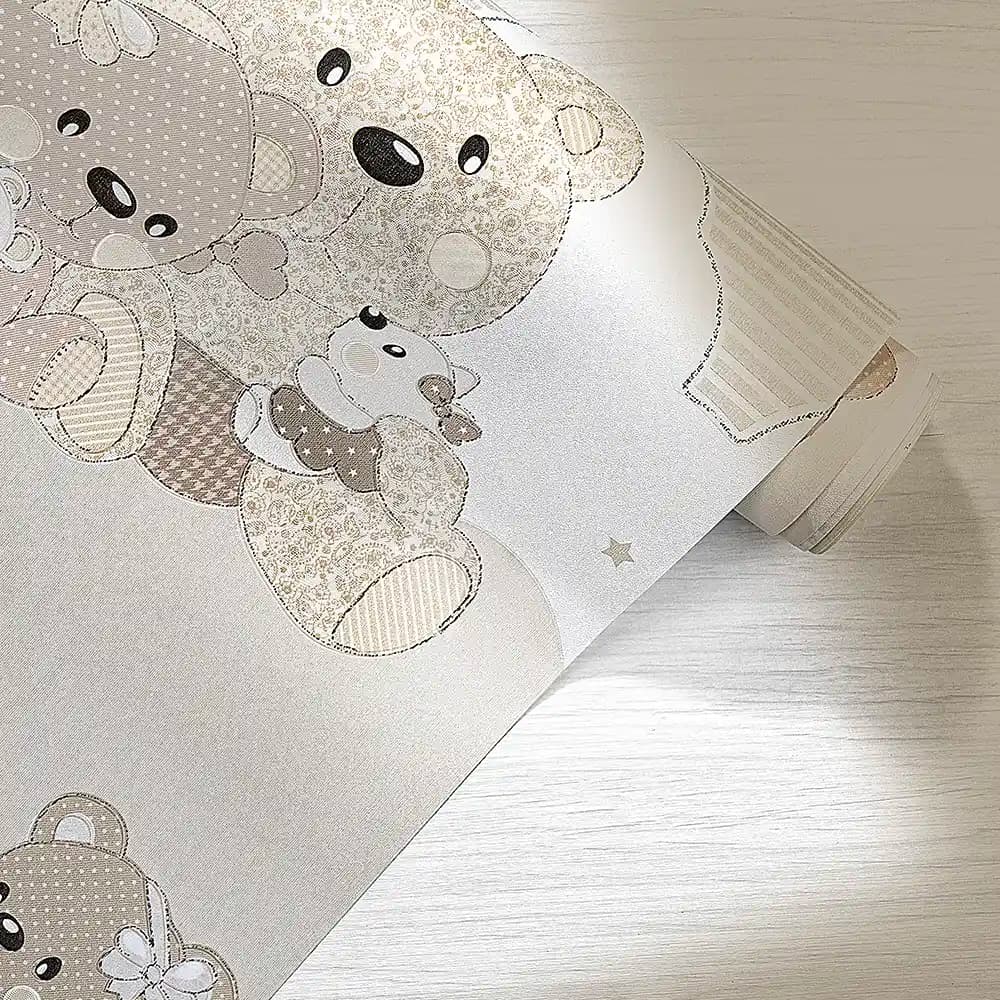 کاغذ دیواری کودک کرم-قهوه ای طرح عروسک خرسی کد NK073