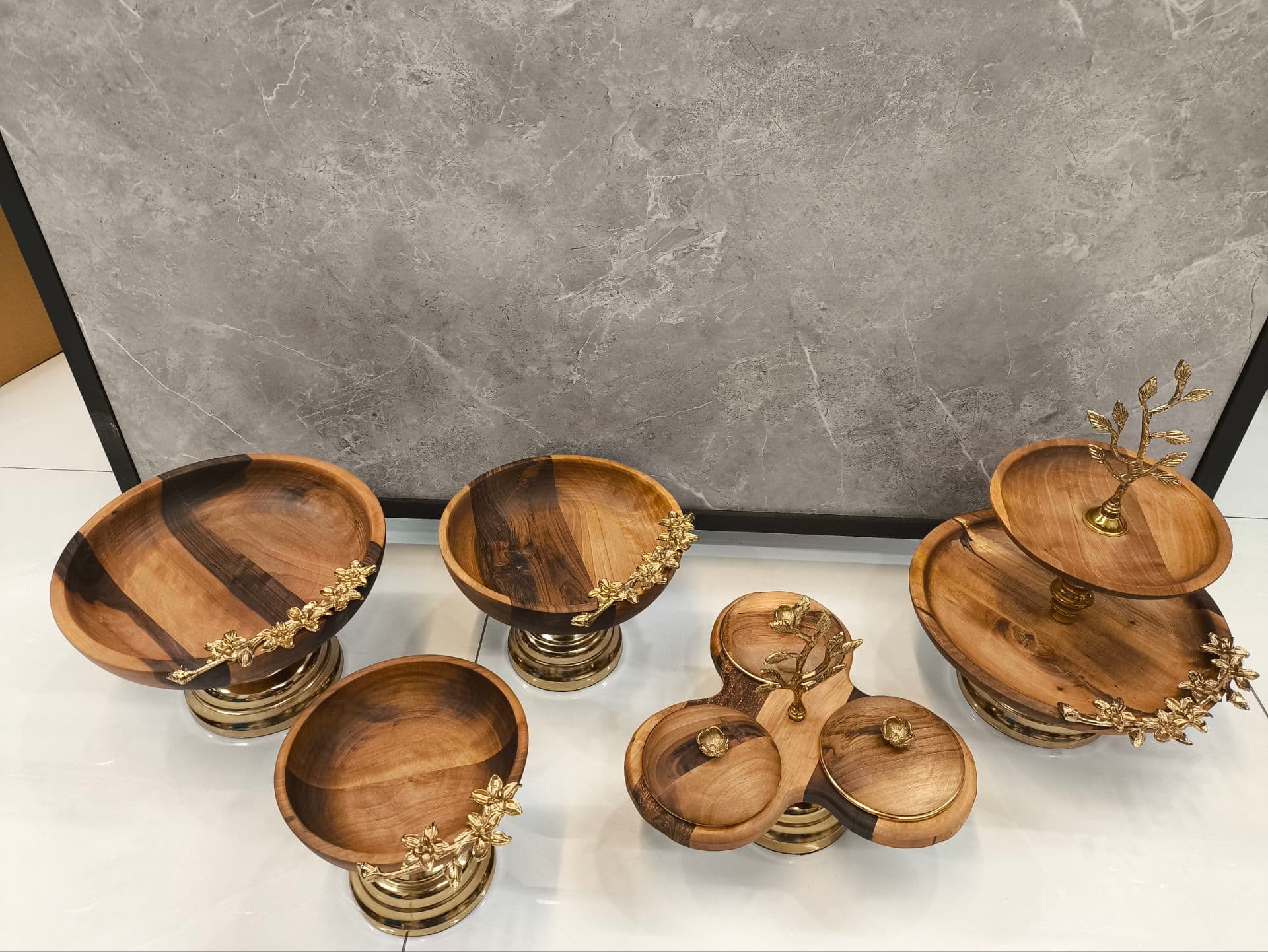 سرویس پذیرایی سوسن چوب گردو