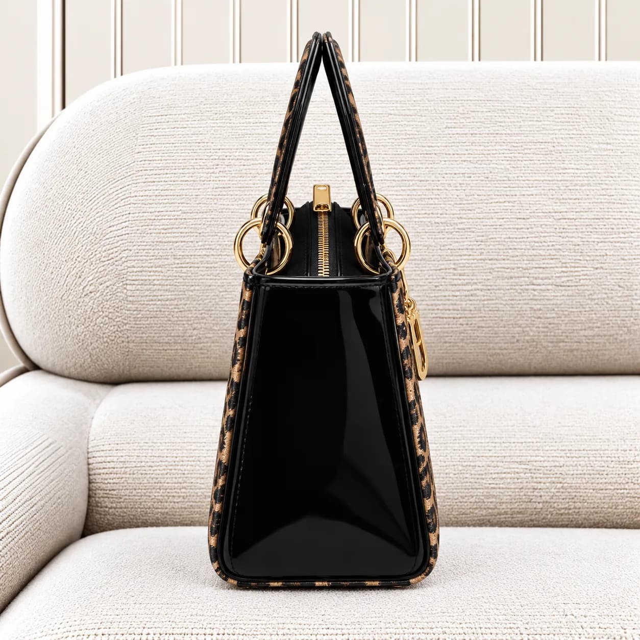 کیف دستی زنانه پلنگی دیور (Dior) — تصویر ۳