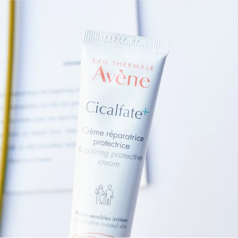 کرم ترمیم‌کننده اون سیکالفیت پلاس Avène Cicalfate+ Restorative Protective Cream مناسب پوست آسیب‌دیده — تصویر ۵