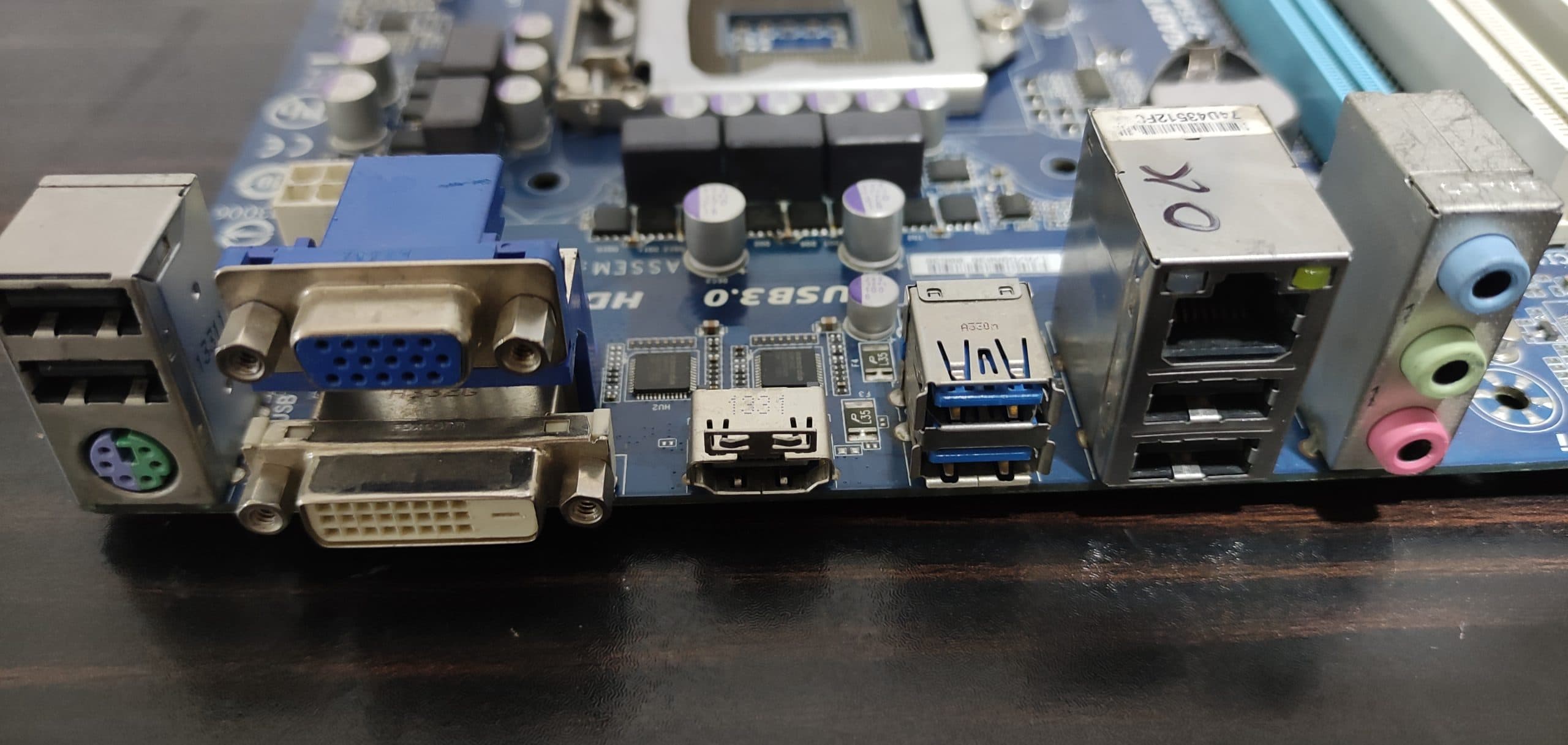 مادربرد گیگابایت مدل GA-B75M-D3H استوک — تصویر ۳