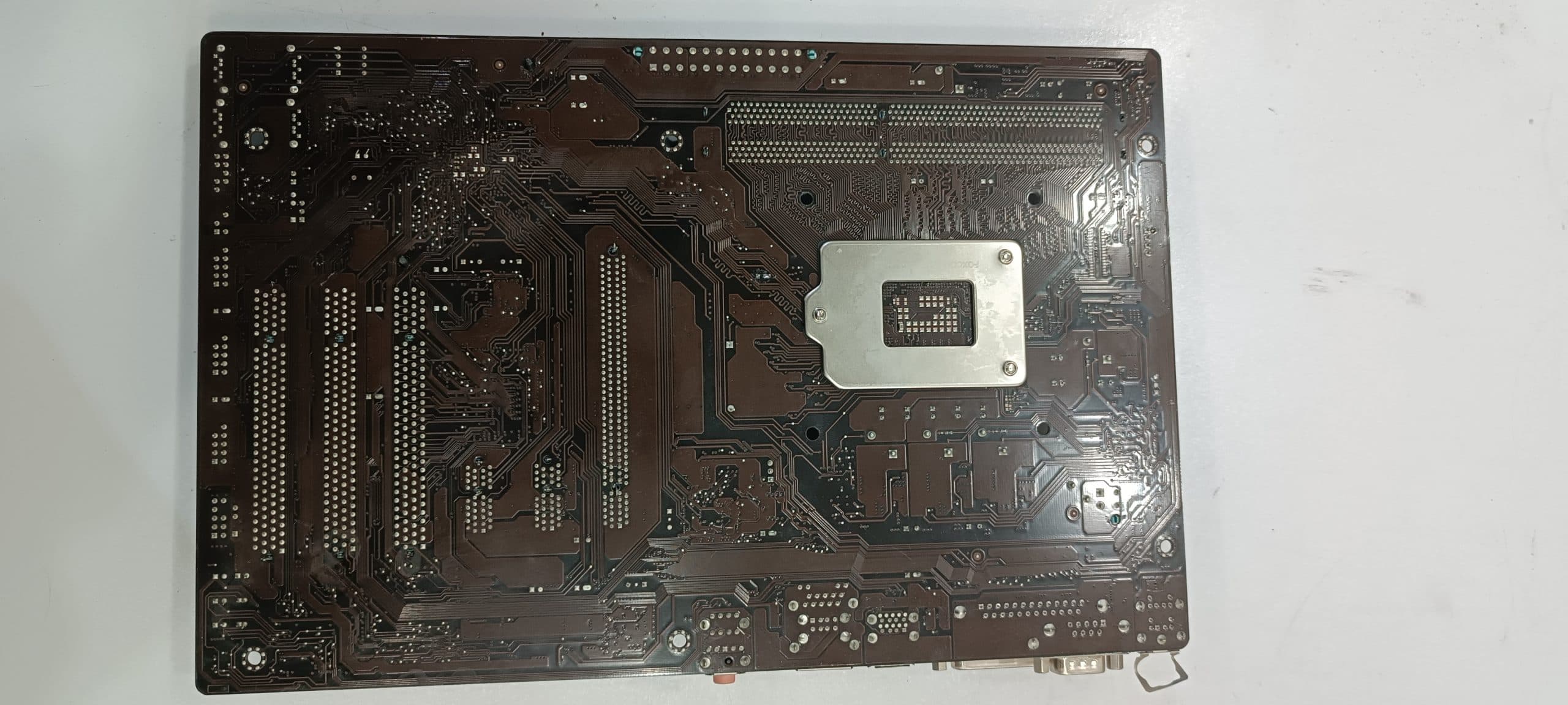 مادربرد ایسوس مدل P8H61-R2.0 استوک — تصویر ۴