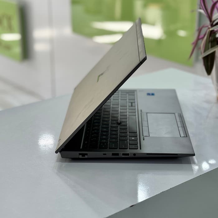 لپ تاپ Hp ZBOOK fury G8 استوک | i7.11850H | 16RAM | 512 SSD | 6GB Nvidia RTX A3000 | 15.6 FHD — تصویر ۵