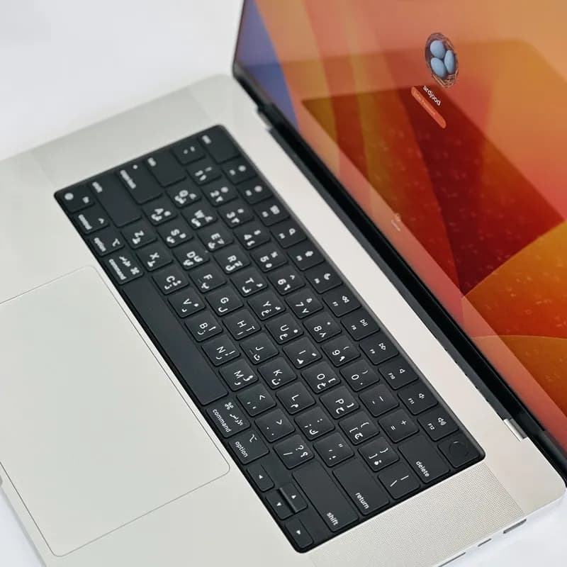 لپ تاپ MacBook Pro 2021- A2485 استوک | m1 pro | 16RAM | 500SSD | M1 pro. — تصویر ۴