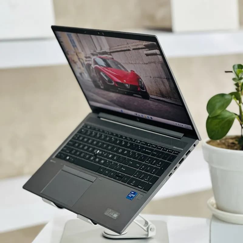 لپ تاپ Hp ZBOOK firefly G8 استوک | i7.1185G7 | 32RAM | 512 ssd | 4GB Nvidia T500 | 15.6 fhd. — تصویر ۶