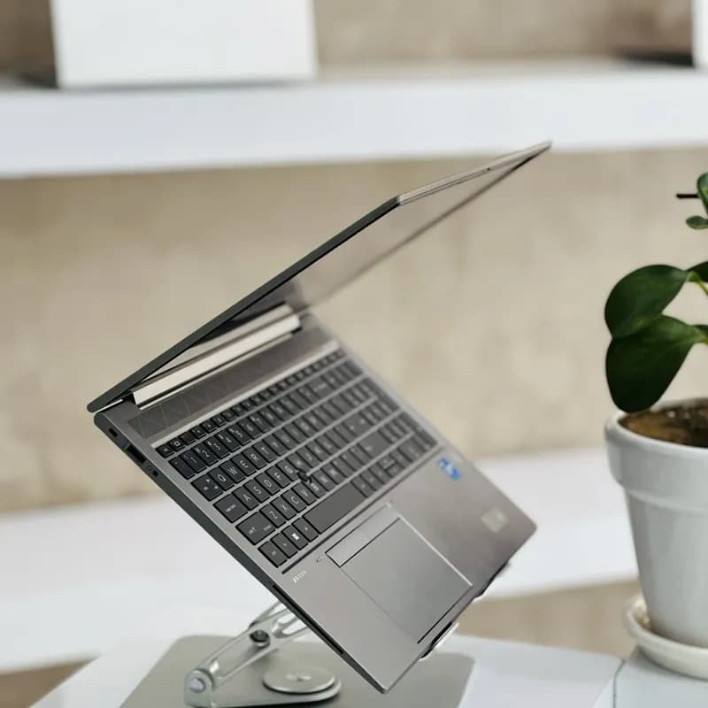 لپ تاپ Hp ZBOOK firefly G8 استوک | i7.1185G7 | 32RAM | 512 ssd | 4GB Nvidia T500 | 15.6 fhd. — تصویر ۷