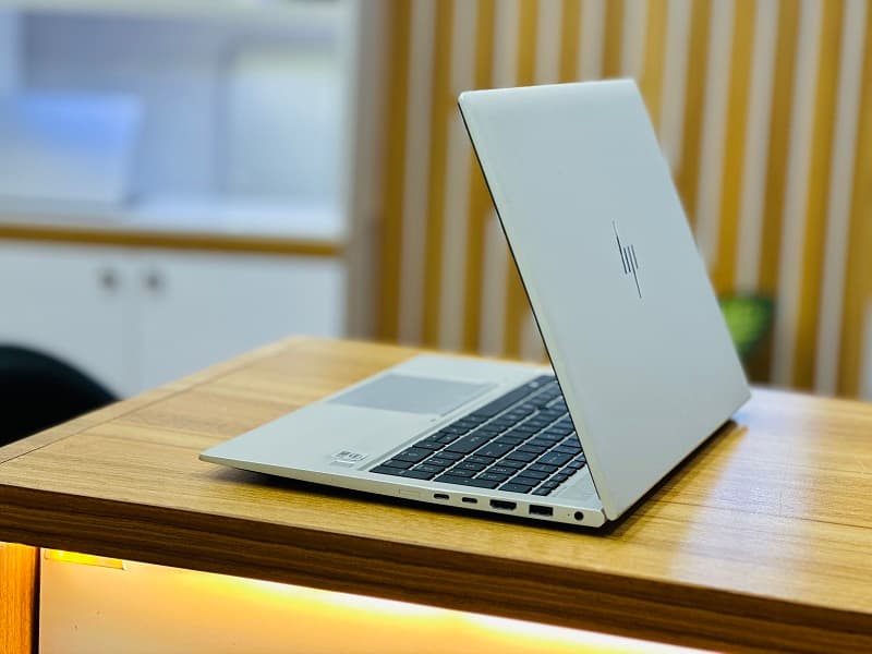 لپ تاپ HP Elite book 850 G7 | i7.10710U | RAM16 | 512SSD | 2GB Nvidia mx250 — تصویر ۴