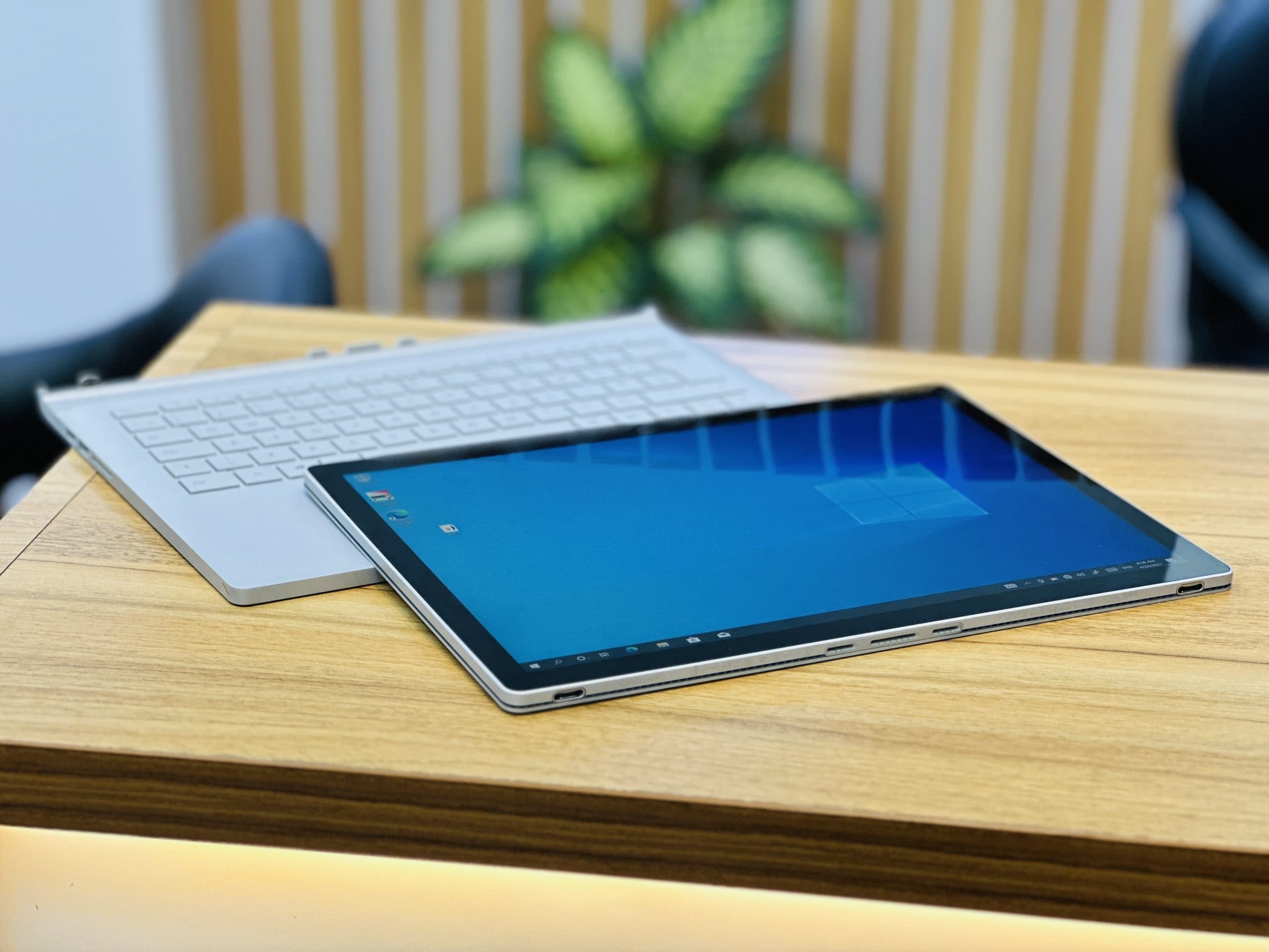 لپ تاپ Surface Book 2 | i7.8650U | RAM8 | 256SSD | 2GB Nvidia 1050 — تصویر ۵