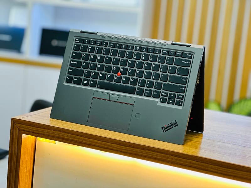 لپ تاپ Lenovo x1 Yoga | i5.10310U | RAM8 | 256SSD | intel UHD — تصویر ۹
