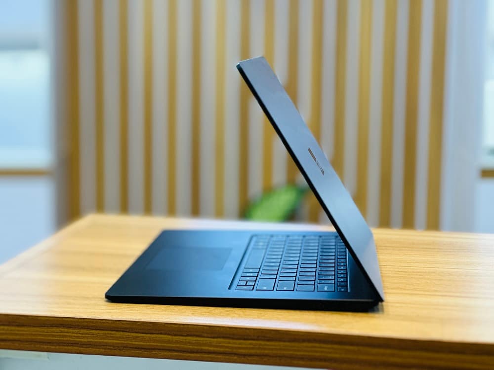 لپ تاپ Surface laptop 4 | AMD Ryzen 7 | RAM16 | 512SSD | 512MB AMD — تصویر ۸