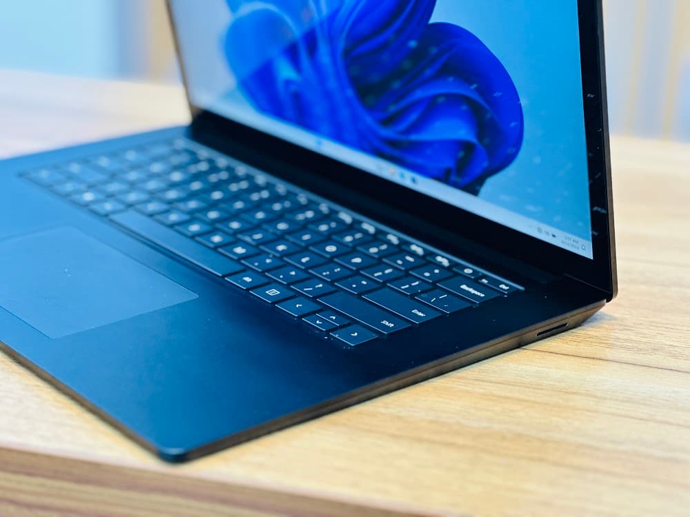 لپ تاپ Surface laptop 4 | AMD Ryzen 7 | RAM16 | 512SSD | 512MB AMD — تصویر ۶