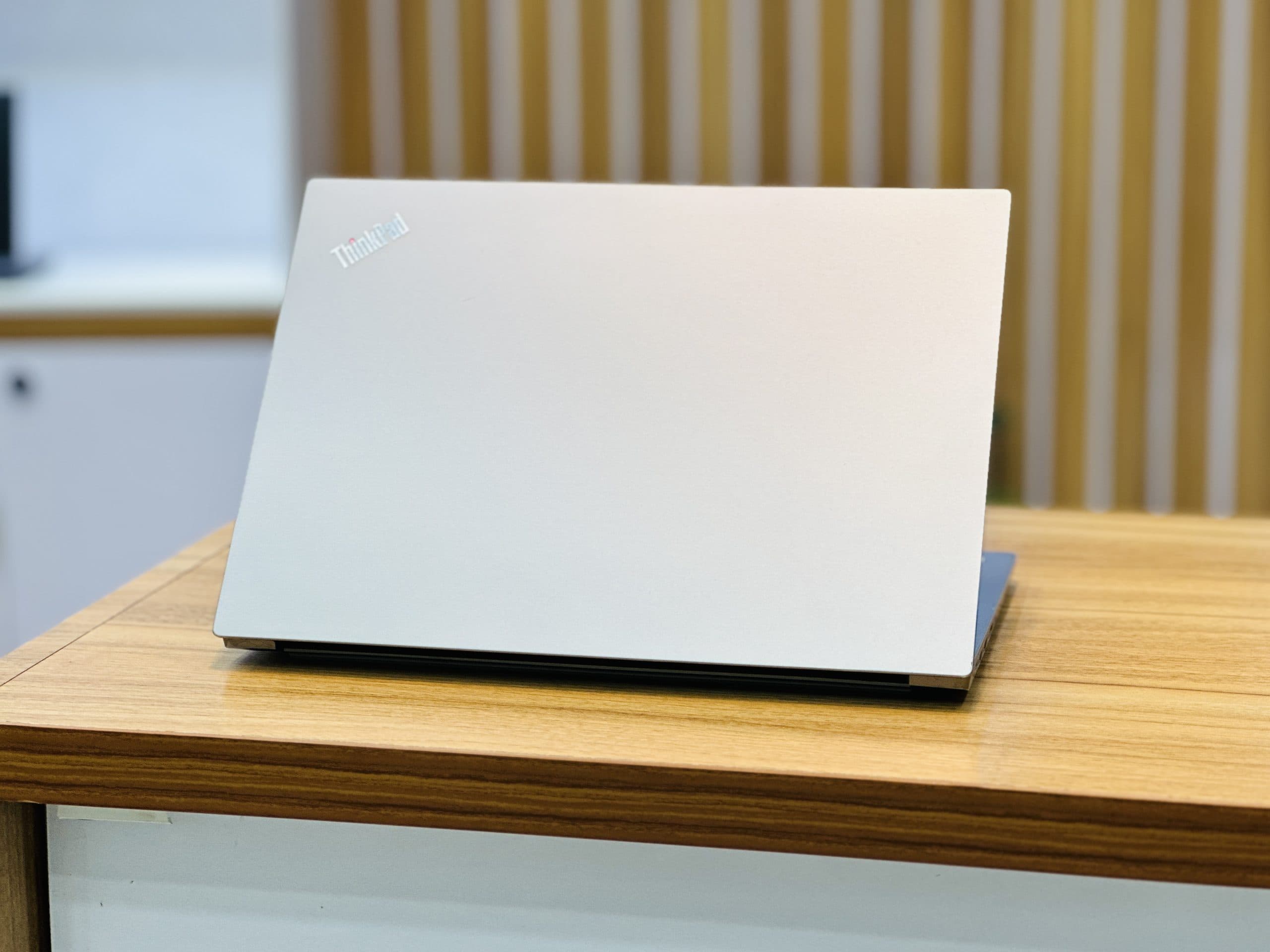 لپ تاپ Lenovo E14 | i7.10510U | RAM8 | 256SSD | intel — تصویر ۶