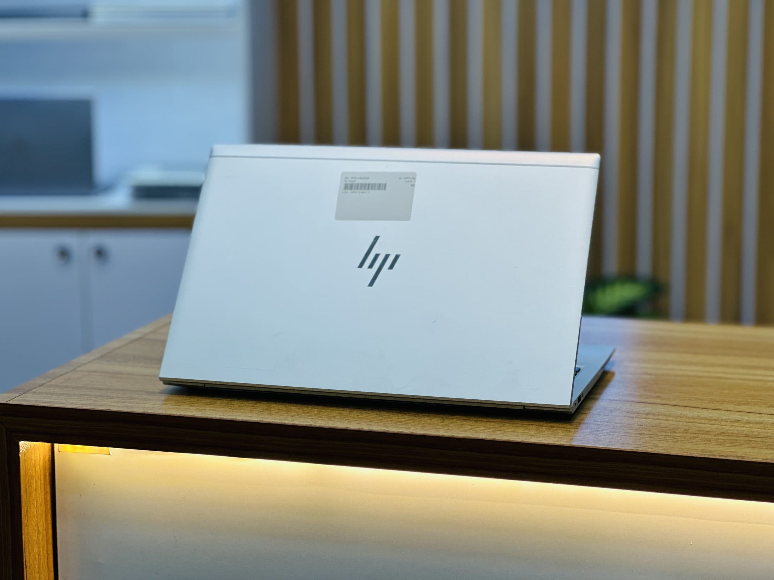 لپ تاپ HP Elite Book 850 G8 | i7-1185G7 | RAM16 | 512SSD | 512MB AMD — تصویر ۶
