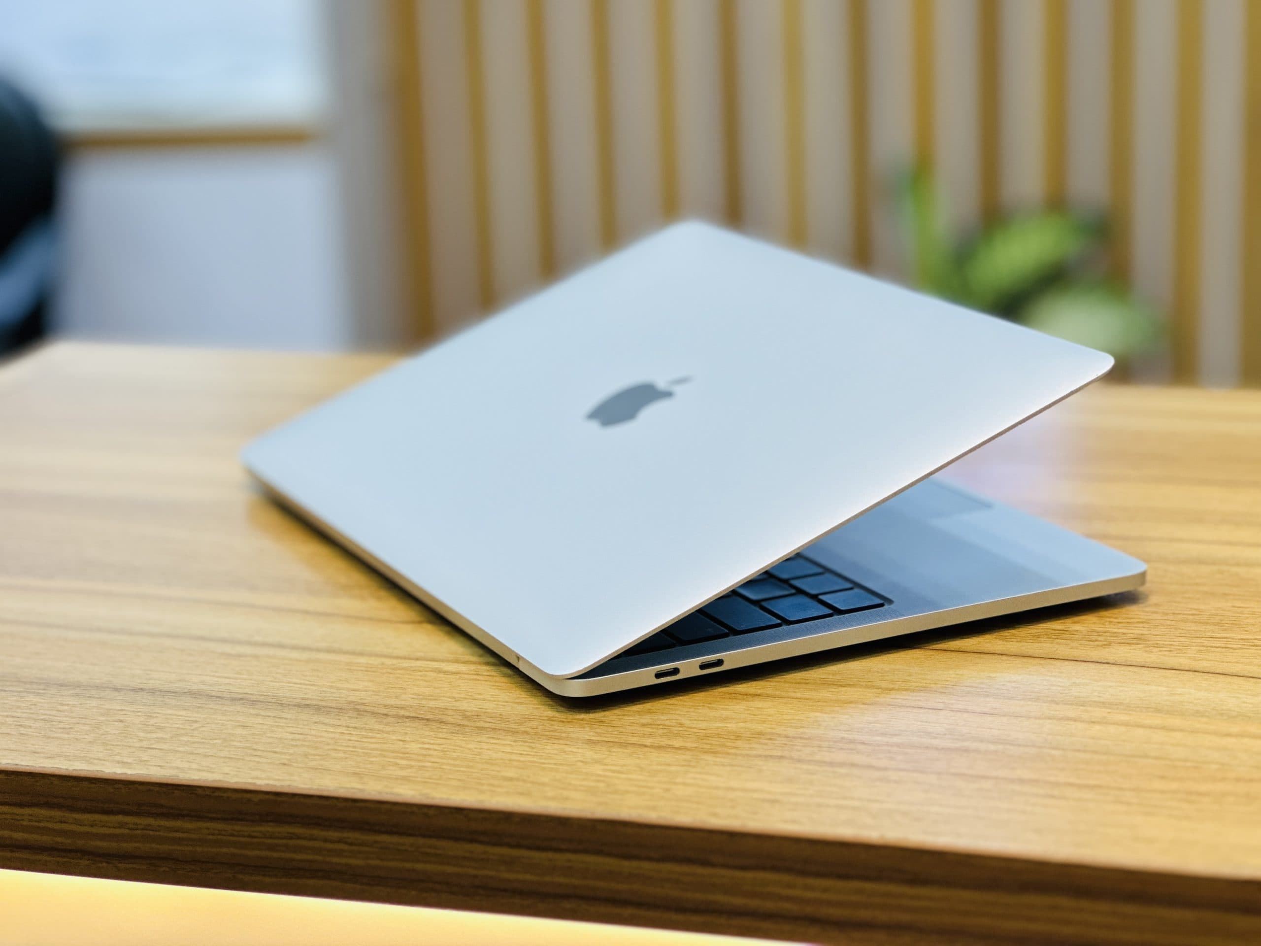 مک بوک MacBook Pro 2020 | i7.(2020) | RAM32 | 500SSD | intel iris — تصویر ۵