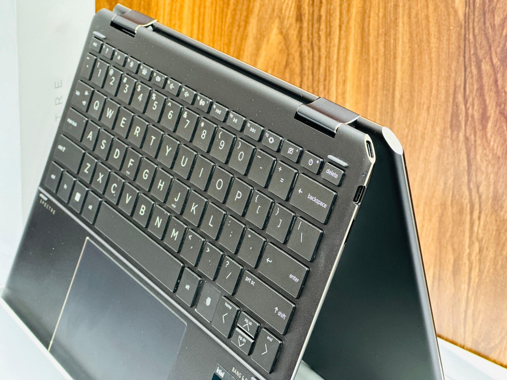لپ تاپ HP Spectre x360 14 | i7.1255U | RAM16 | 512SSD | intel iris xe — تصویر ۶