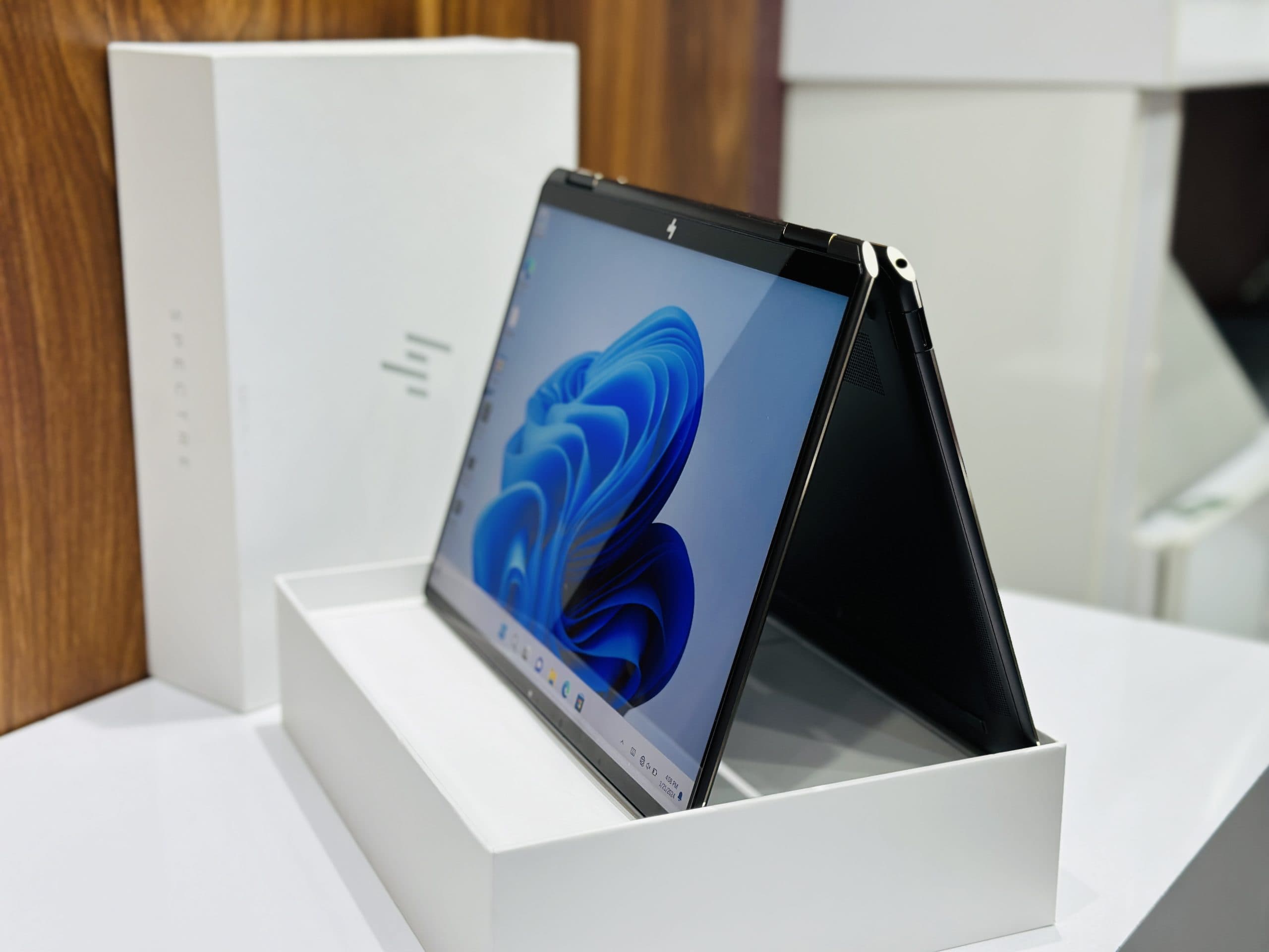 لپ تاپ HP Spectre x360 14 | i7.1255U | RAM16 | 512SSD | intel iris xe — تصویر ۵